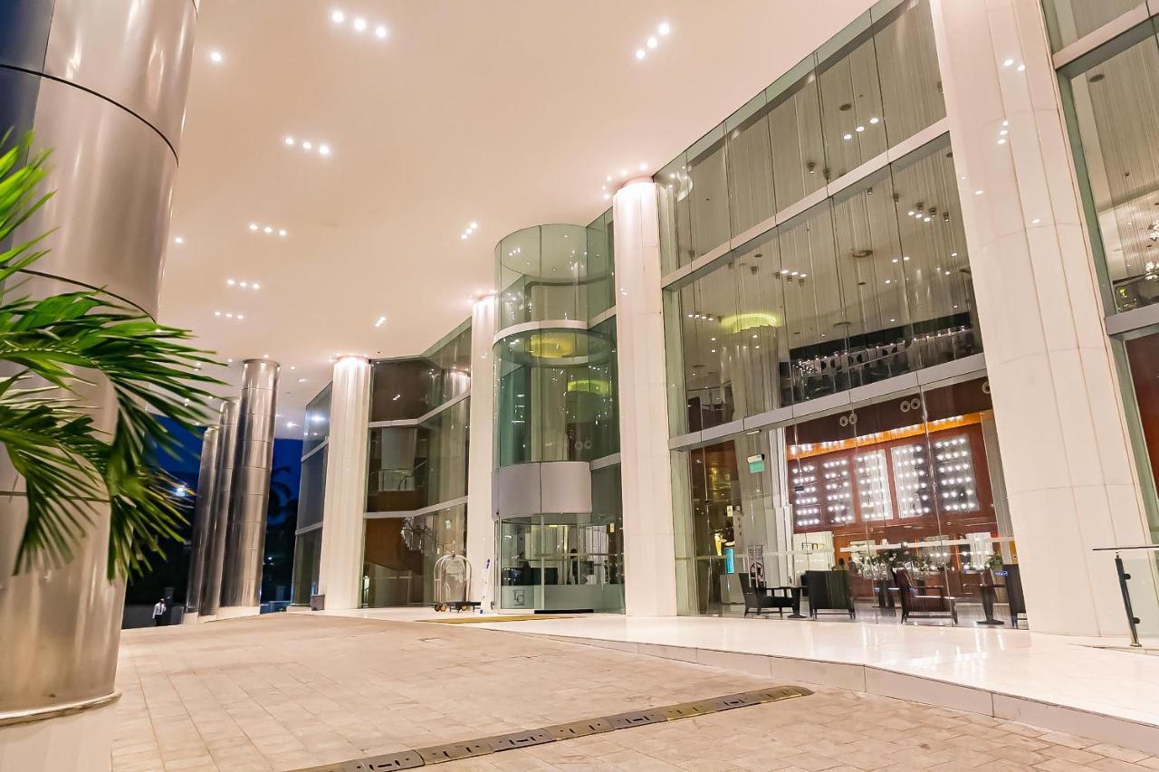 Lagos Continental Hotel Exterior foto Lobby