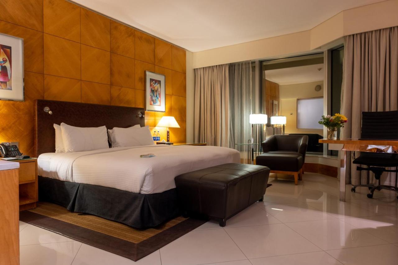 Lagos Continental Hotel Exterior foto A room at the Hilton Abuja
