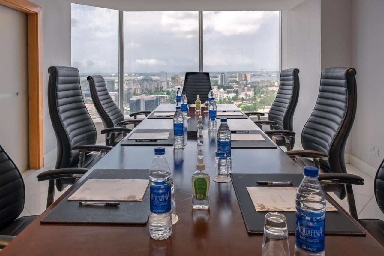 Lagos Continental Hotel Exterior foto Boardroom